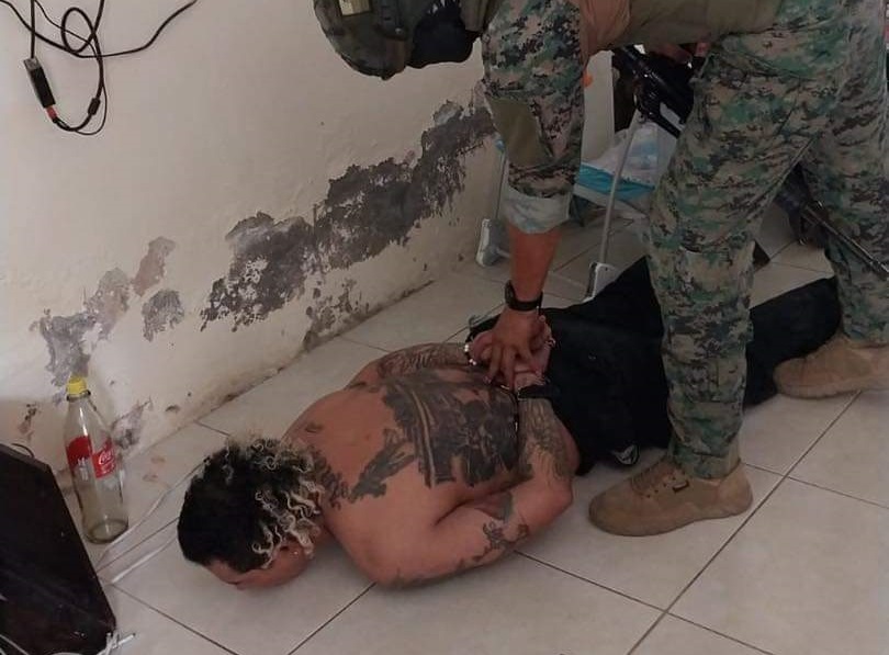 Alias "Terremoto", supuesto integrante del grupo narcoterrorista Los Choneros fue detenido en la ciudadela La Pradera de Manta.