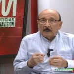 Jacinto Kon, integrante del Frente Cívico de Manabí cuestionó el descuido de las autoridades en el aeropuerto  Eloy Alfaro de Manta.