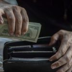 Los beneficiarios de los diferentes bonos de ayuda social, en el país, deberán habilitar una cuenta bancaria para recibir el dinero.