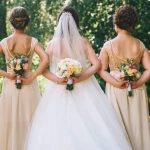 Una dama de honor muere al caerse un techo durante un matrimonio.