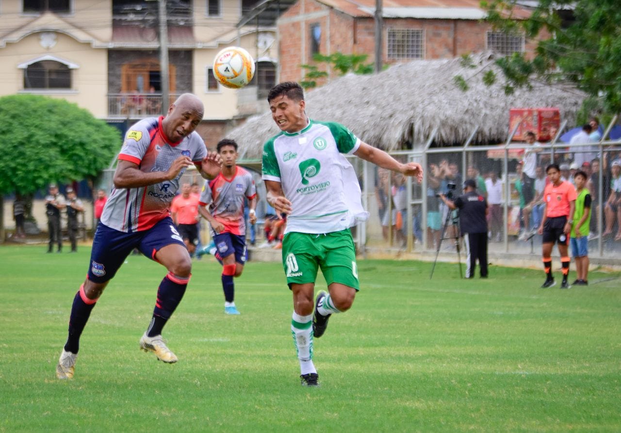 Liga de Portoviejo le gana por goleada a Atlético Nacional