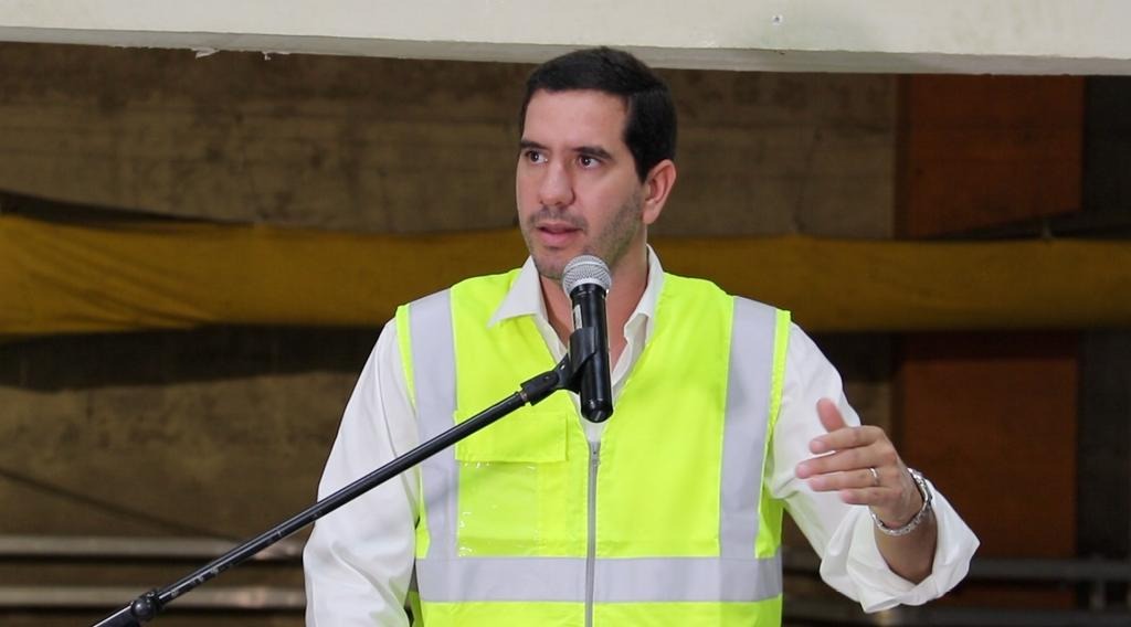 Roberto Luque, ministro de energía, habla sobre las causas de los apagones