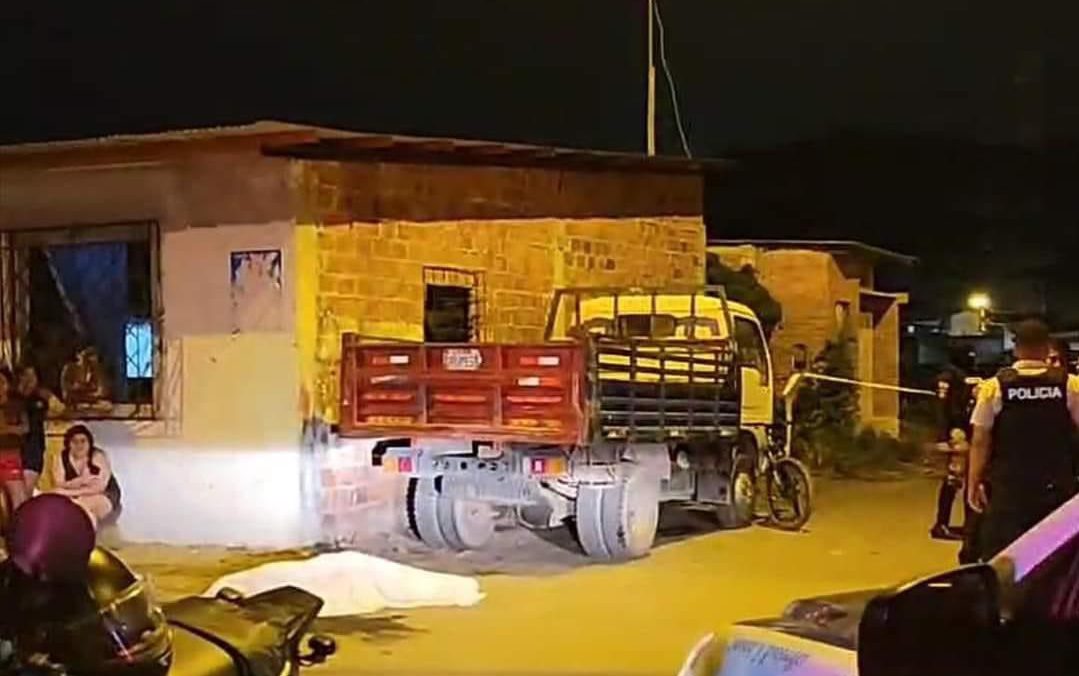 Sicarios matan a un hombre cerca de un velorio, en Babahoyo