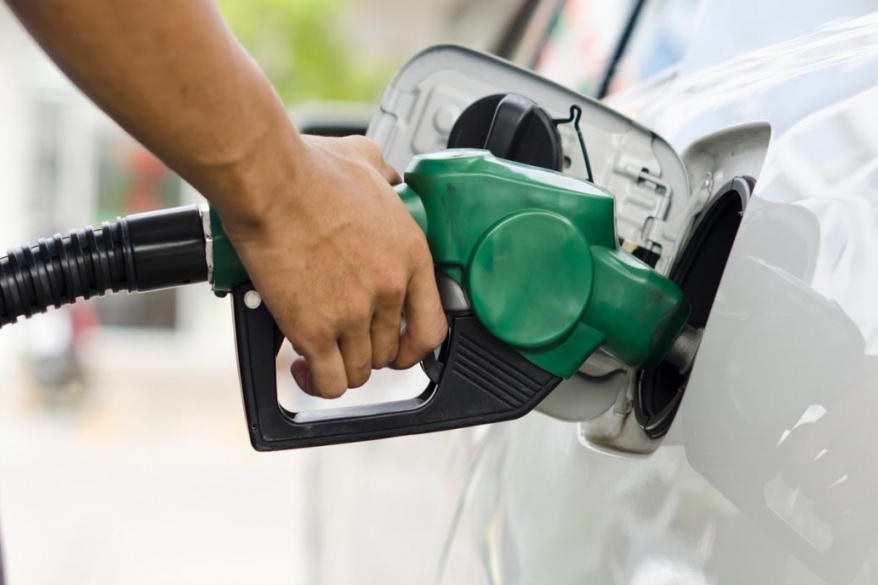 Desde el próximo lunes 1 de julio el precio del galón de las gasolinas de bajo octanaje en Ecuador pasará de 2,46 dólares a 2,72.