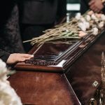 Velan a una mujer con vida en Estados Unidos.