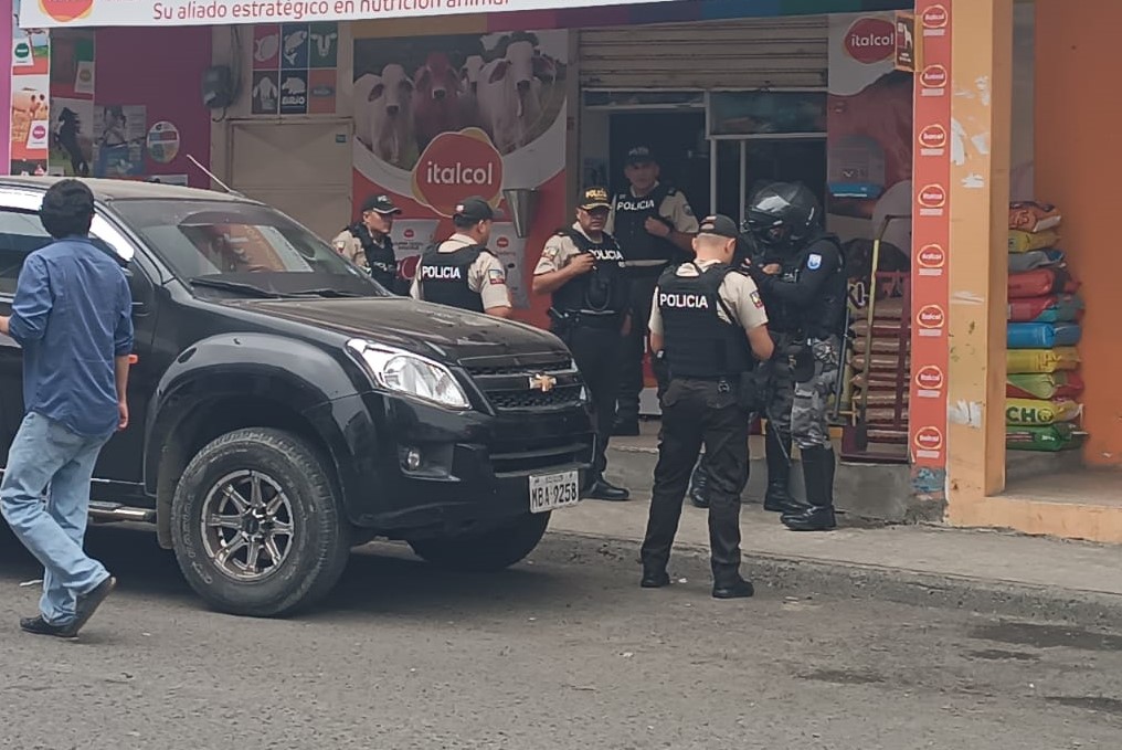 Atentado en Manta bala en el Mercado Central