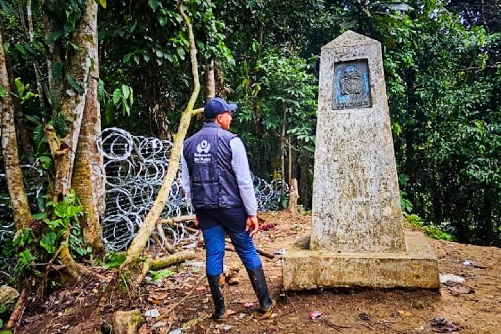 Cerca de cinco kilómetros de pasos irregulares fueron bloqueados por las autoridades de Panamá, en la selva del Darién.
