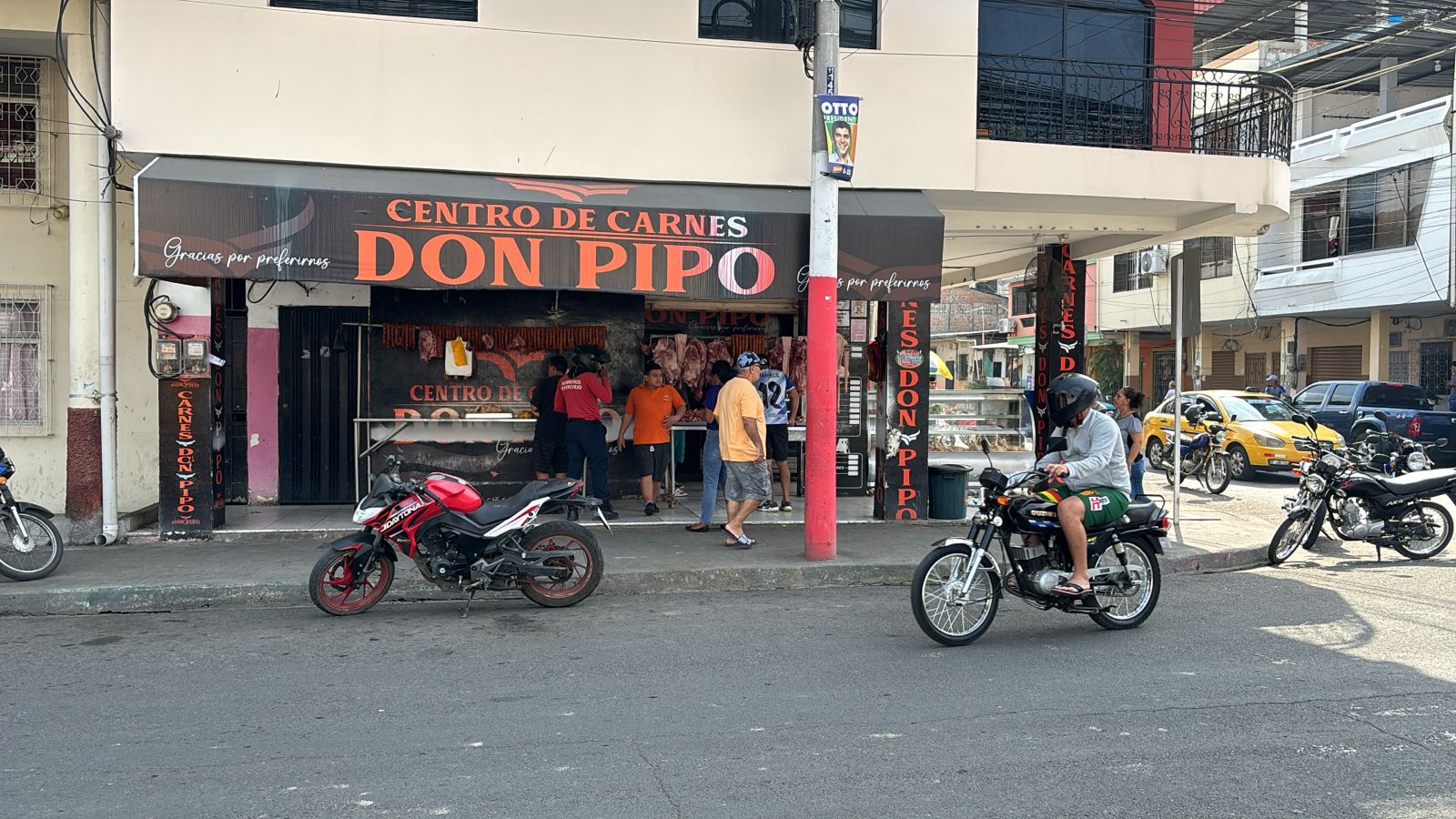 Comerciante baleado en tercena de Portoviejo