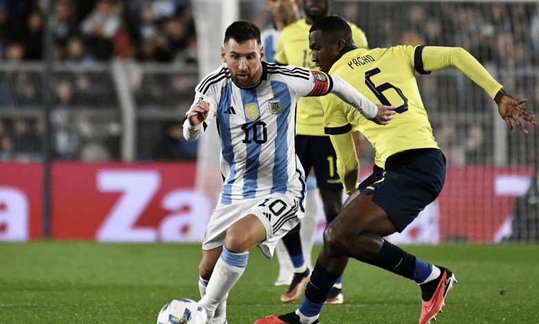 Ecuador ante un 'cuco', Sánchez Bas y Valencia fijados en Argentina