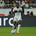 Moisés Caicedo y Carlos Gruezo, una riña que "queda en cancha", dicen seleccionados