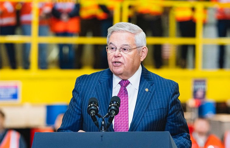 Senador Bob Menendez culpable por aceptar sobornos en EE.UU.