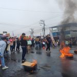 Pacientes de dializadoras cerraron la vía Quevedo