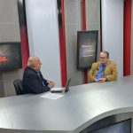 Mario Cedeño Ugalde, radiodifusor manabita, recibe galardón de la Asamblea Nacional