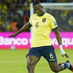William Pacho al PSG