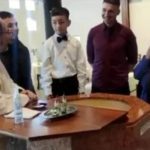 El bautizo de un inocente niño que no quiere ser 'cristiano', sino Messi se ha vuelto viral a través de redes sociales.