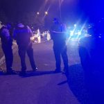 El conductor de un auto gris fue asesinado de varios disparos en el sitio El Limón, en la vía Portoviejo-Crucita.