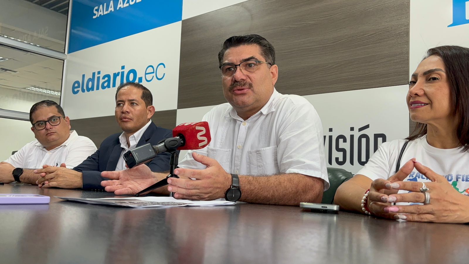 Jorge Escala Zambrano, quien buscará convertirse en Presidente de la República, estuvo de visita en Manabí.