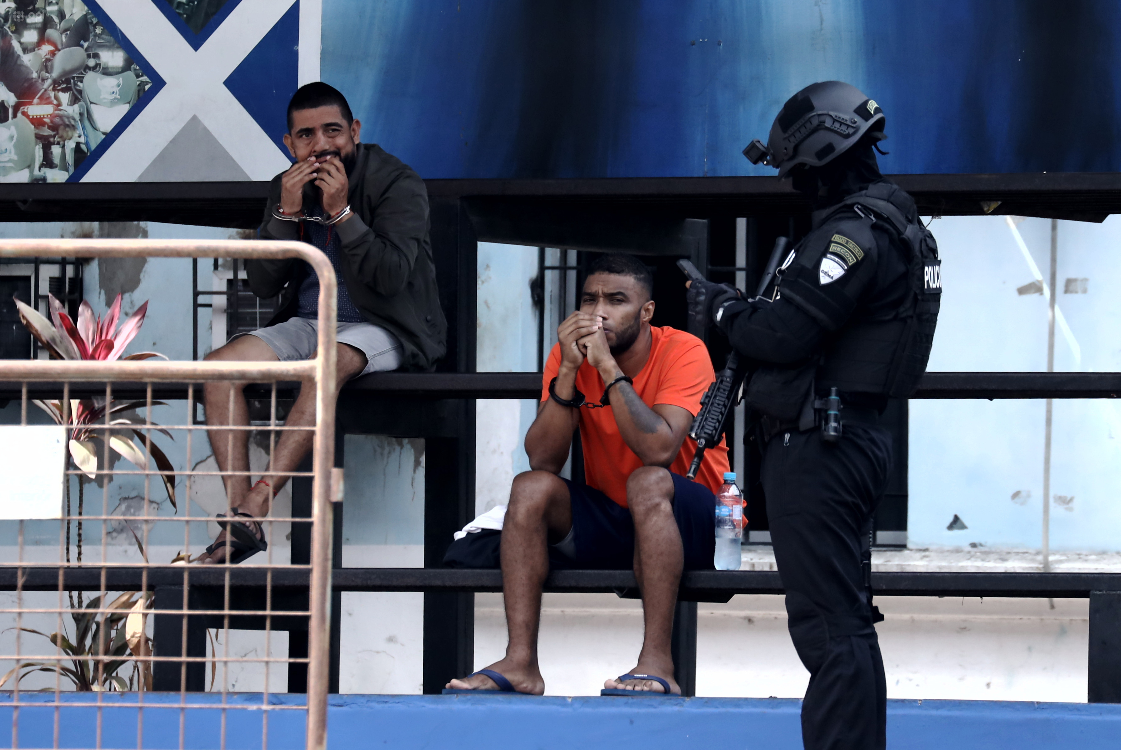 Julio Alberto M. A., alias 'Negro Tulio' está con  prisión preventiva por varios asesinatos y fue encarcelado en la cárcel La Roca.