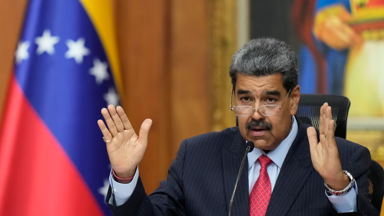 Maduro elimina su WhatsApp