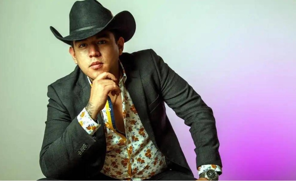 Saúl Granados, reconocido artista de corridos mexicanos murió tras recibir múltiples disparos en varias partes del cuerpo.