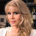 Silvana Ibarra, cantante ecuatoriana, de 65 años de edad, se enfrenta al cáncer de tiroides que se le diagnosticó a inicios del 2024.
