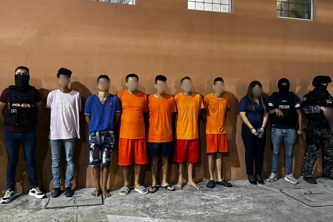 Supuestos extorsionadores detenidos en Manta y Portoviejo