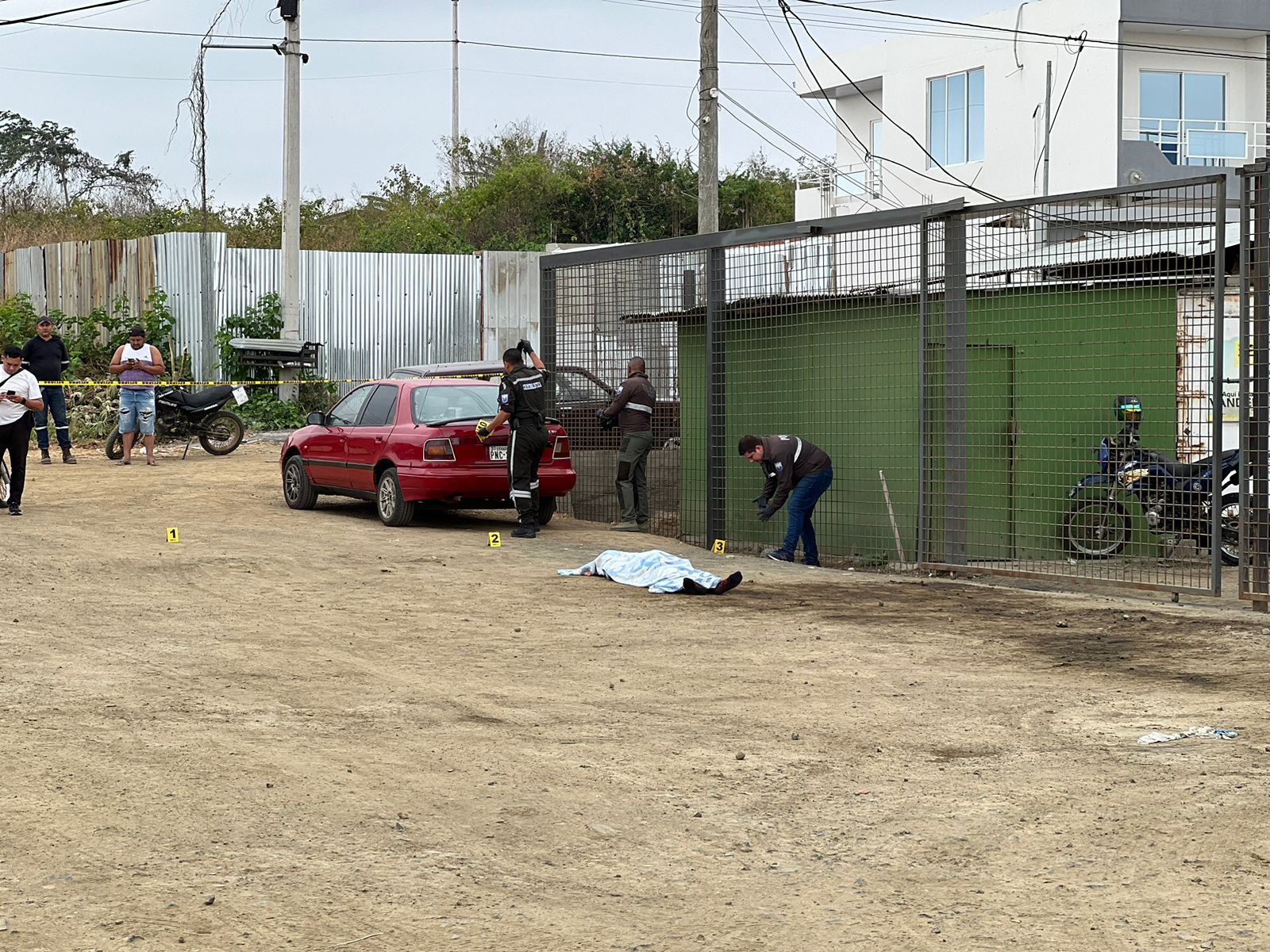 Asesinan al dueño de un taller