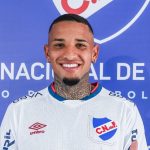 Juan Izquierdo se desmaya durante partido de la Copa Libertadores