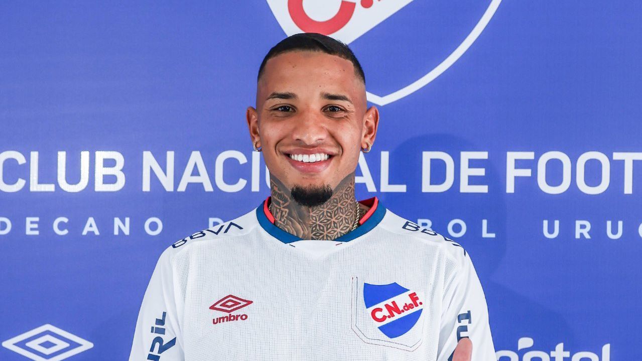 Juan Izquierdo se desmaya durante partido de la Copa Libertadores
