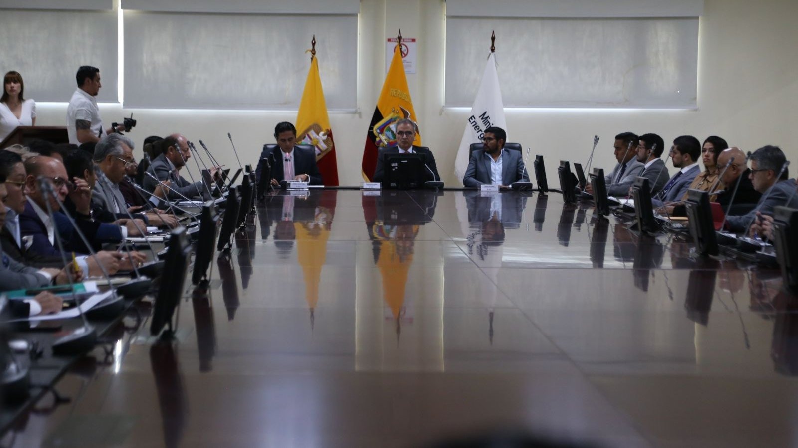 El Ministerio de Energía anuncia la contratación de 788 megavatios para enfrentar el estiaje