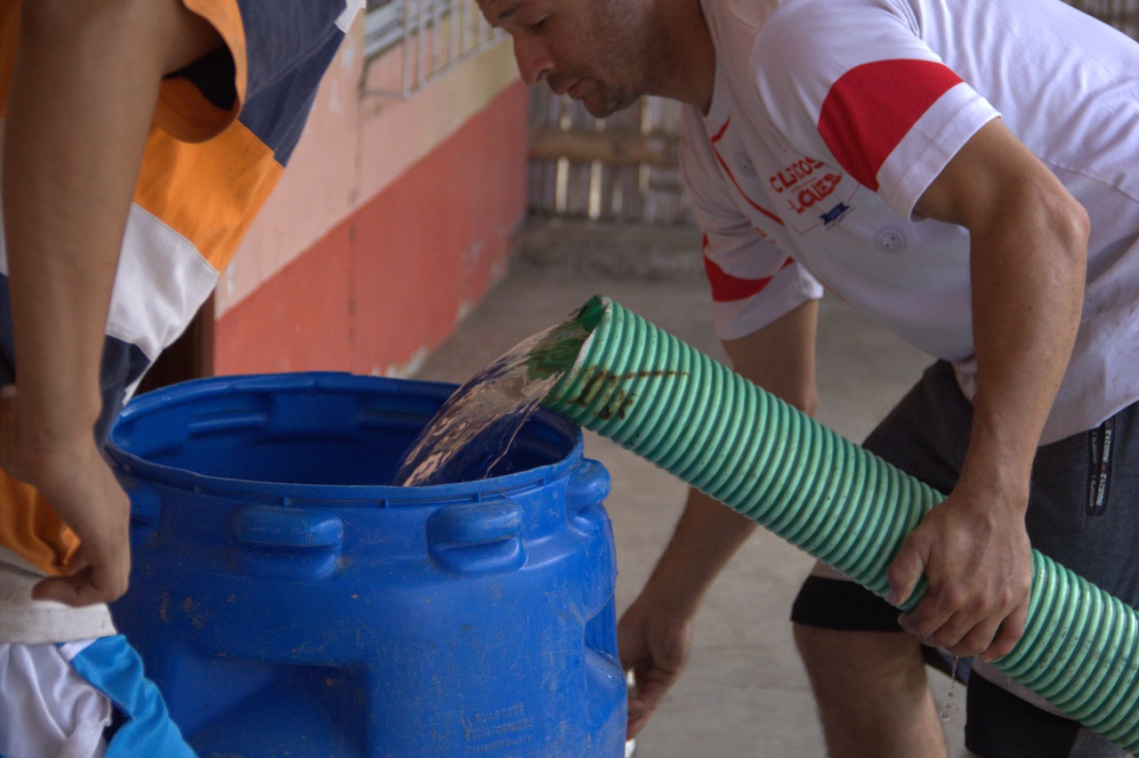 Habitantes de Jipijapa pagan hasta 60 dólares mensuales por agua