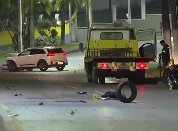 Yuliano Salazar, el universitario que atropelló a cuatro delincuentes en moto y de los cuales dos murieron, recuperó su libertad.