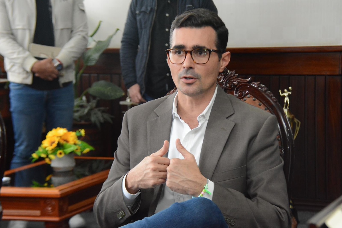 A través de una carta, Andrés Guschmer dio a conocer sobre la decisión de renunciar a su cargo como ministro del Deporte.