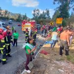 En la vía Pifo-Papallacta se registró un accidente de tránsito que hasta el momento ha dejado ocho personas fallecidas.