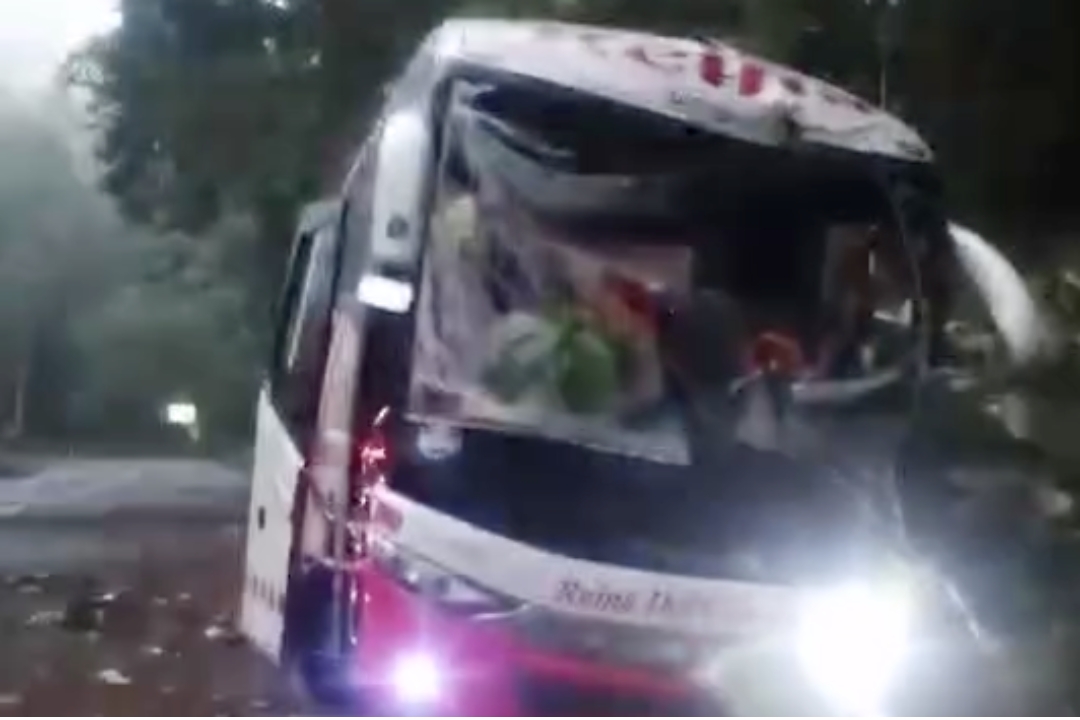 Manabí: 2 muertos y heridos en accidentes de buses interprovinciales en Sucre y El Carmen