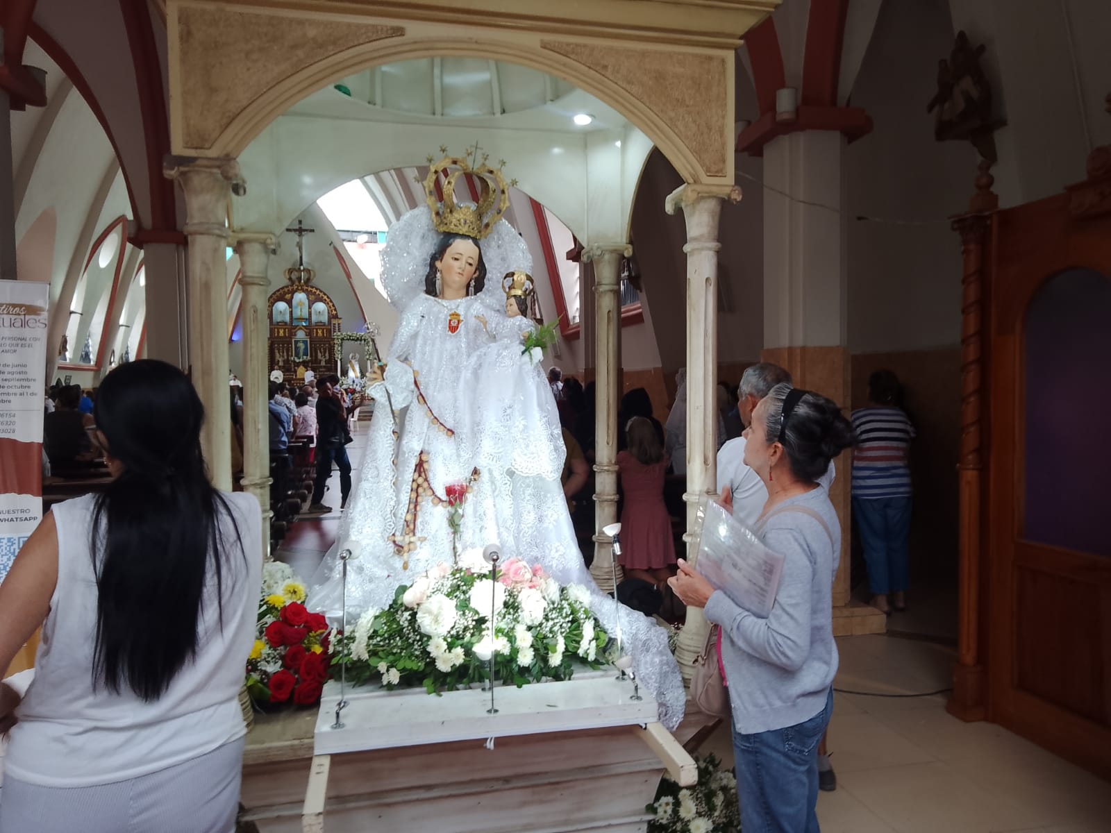 Procesión de la Virgen de la Merced de Portoviejo se adelanta por apagones