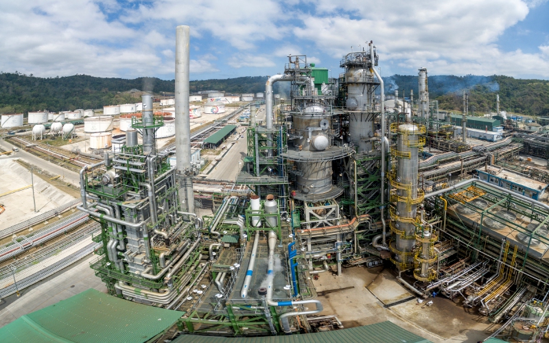 Refinería de Esmeraldas se paraliza más de dos meses para reparar daños