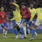 Brasil sorprendió en su visita a Chile y tras darle la vuelta a un marcador adverso se quedó con los tres puntos.