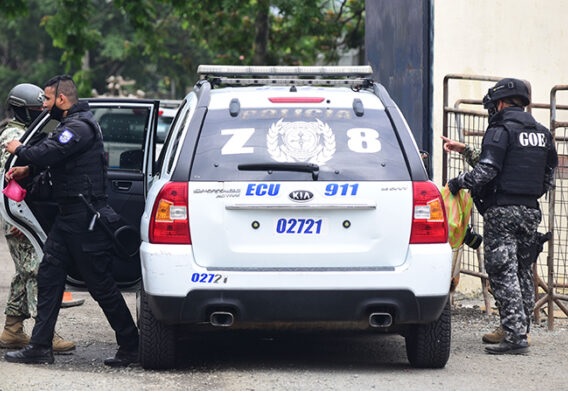 El hallazgo de dos presos muertos encendió las alertas en la cárcel Guayas N.°1, conocida como Penitenciaría del Litoral.