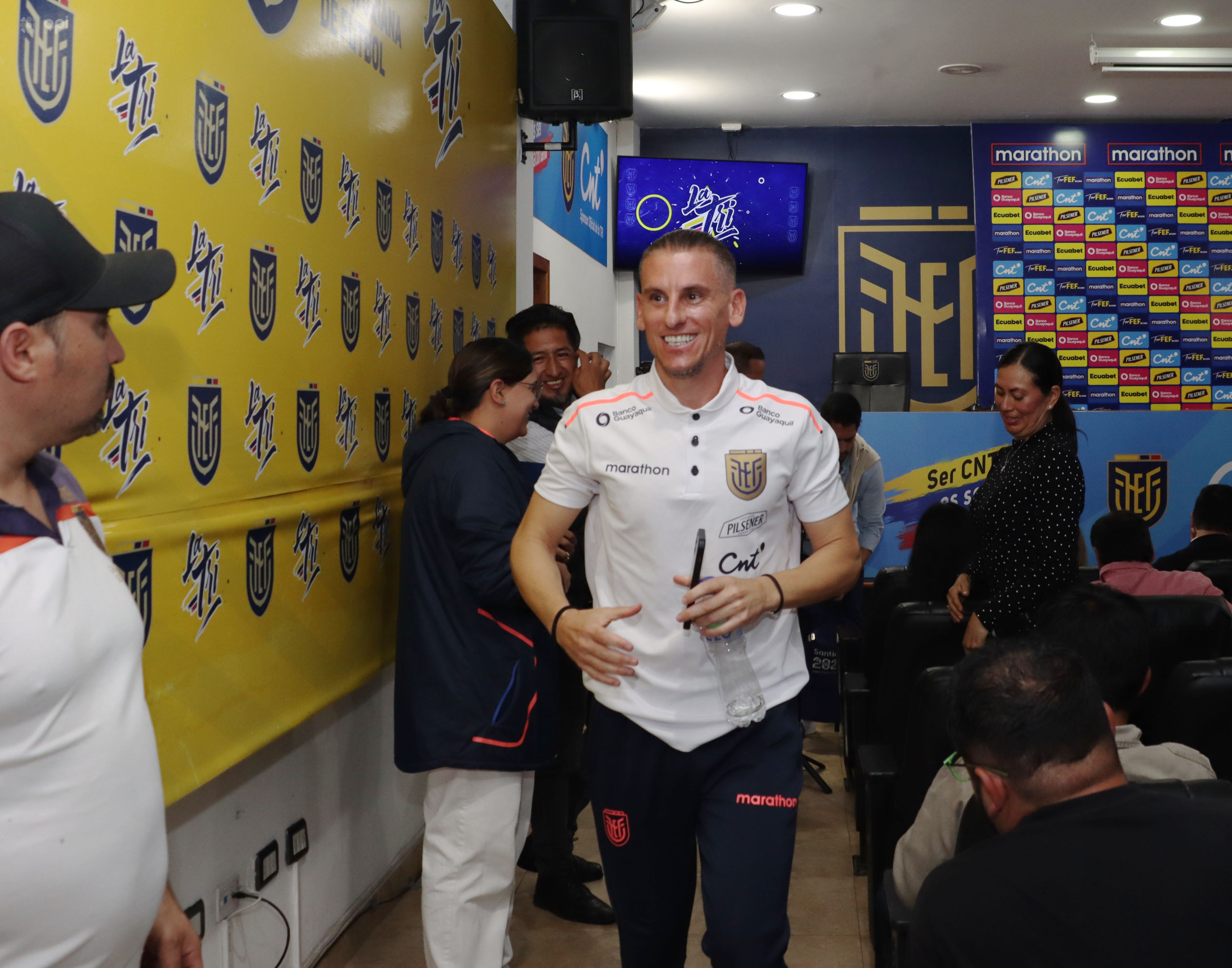 En la primera convocatoria de Sebastián Beccacece, con la Tri, citó a 30 jugadores, pero ahora solo llamará a 25.