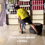Funcionaria de Arcsa fue impedida de hacer control en Guayaqui; la sacaron a empujones