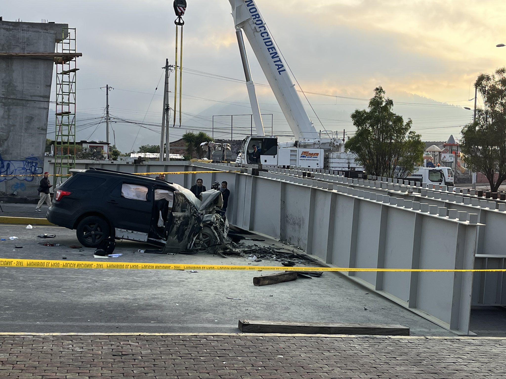 jugador de Liga de Quito sufre accidente/autopista general Rumiñahui