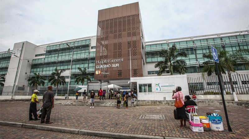 49 cuerpos en descomposición en la morgue Guasmo Sur