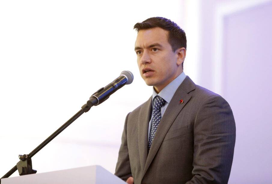 daniel noboa crisis energética apagones Ecuador