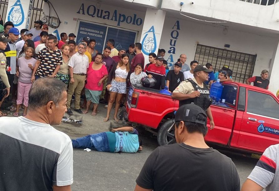 Un hombre es herido de bala en la calle 110 de Manta