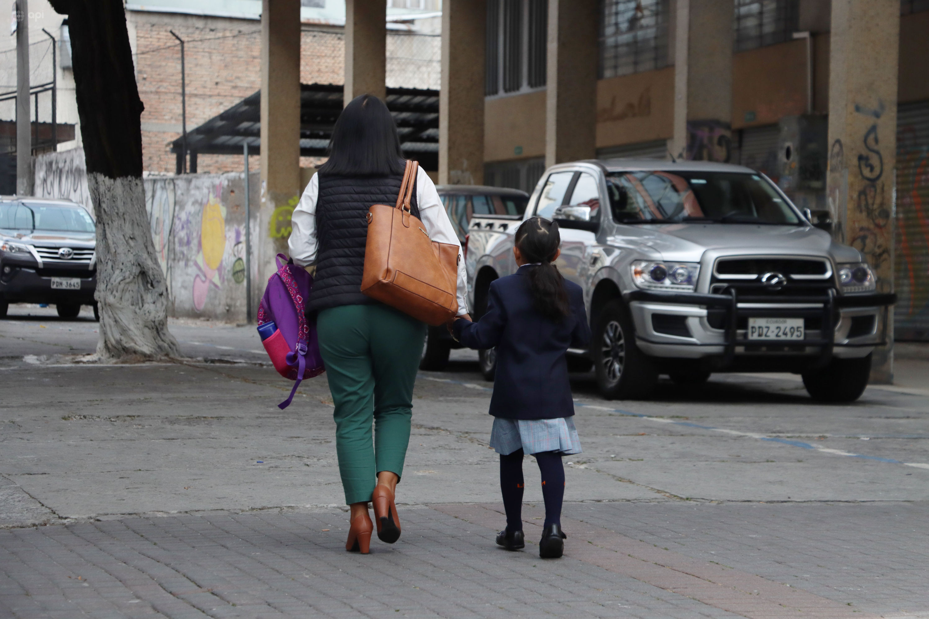 https://api.ec/Fotografias/Educacion/2024-09-02/retorno-clases-quito