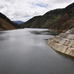 El embalse Mazar registra un drástico descenso en su cota