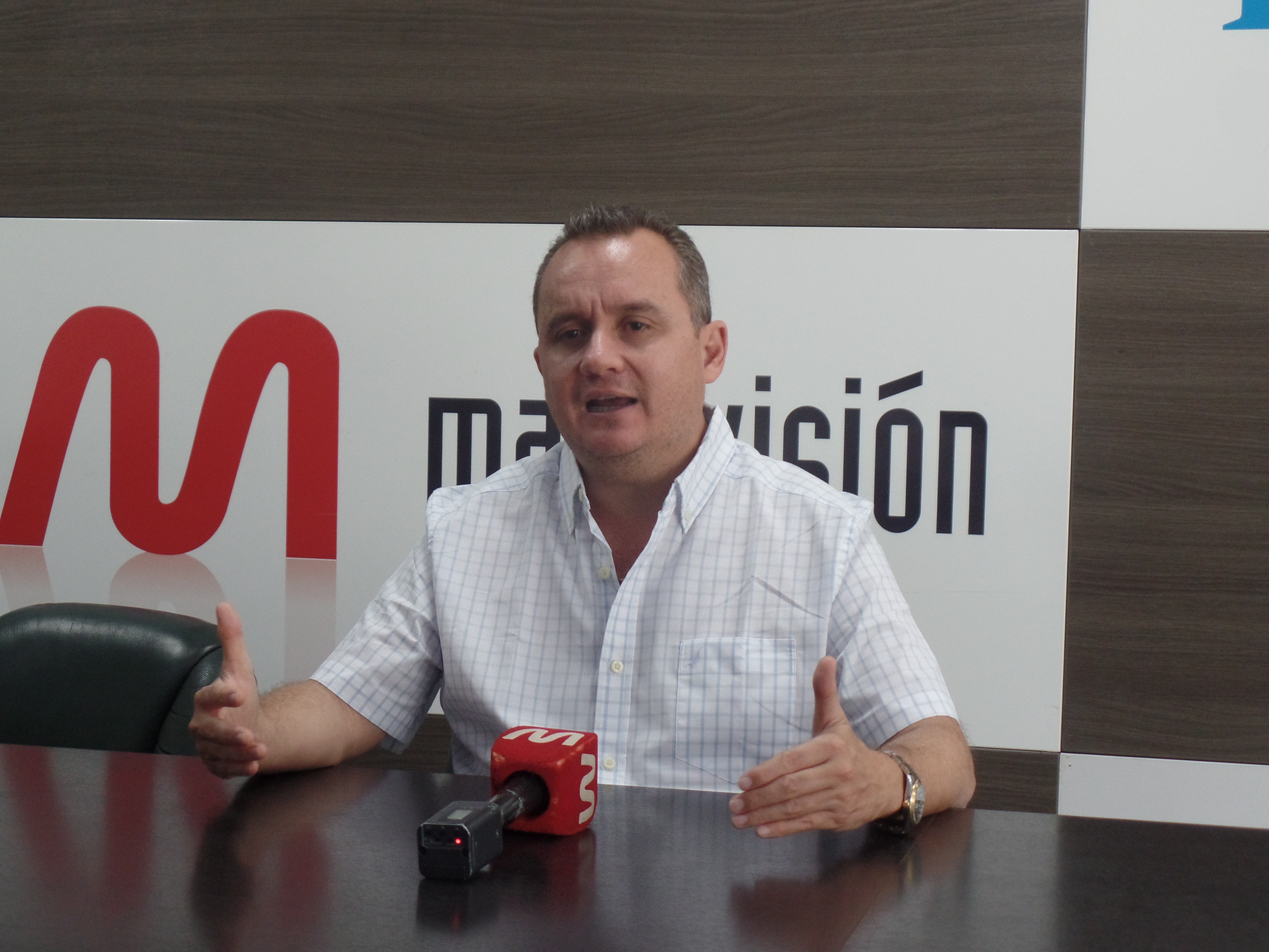 Carlos Vera Mora: “nuestra curul es de Manabí”