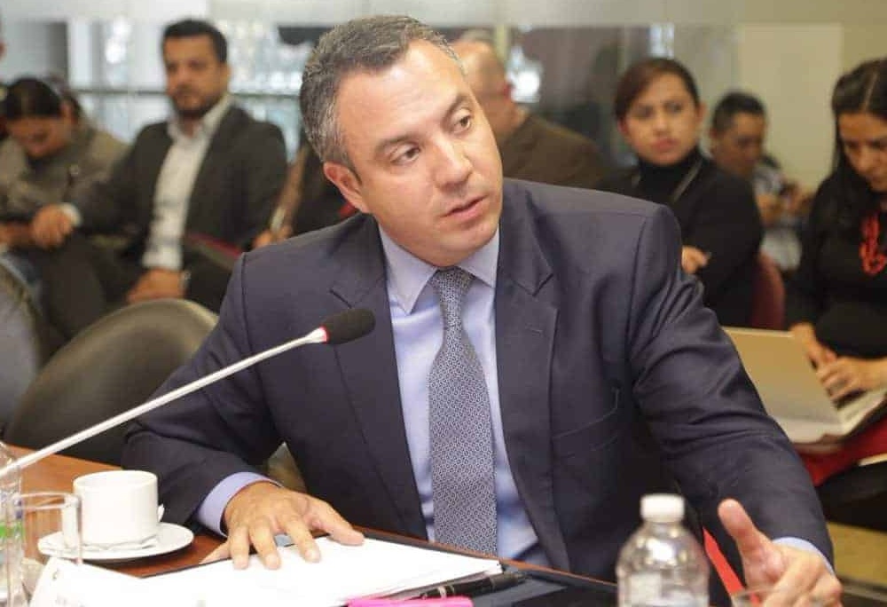 El político manabita Guillermo Celi enfrenta una demanda penal que lo podría llevar a prisión, se conoció este martes 19 de noviembre.