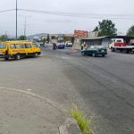 El sector Las Peñas, ubicado en la vía Portoviejo-Crucita, en Manabí, se convirtió en el escenario de un accidente de tránsito.